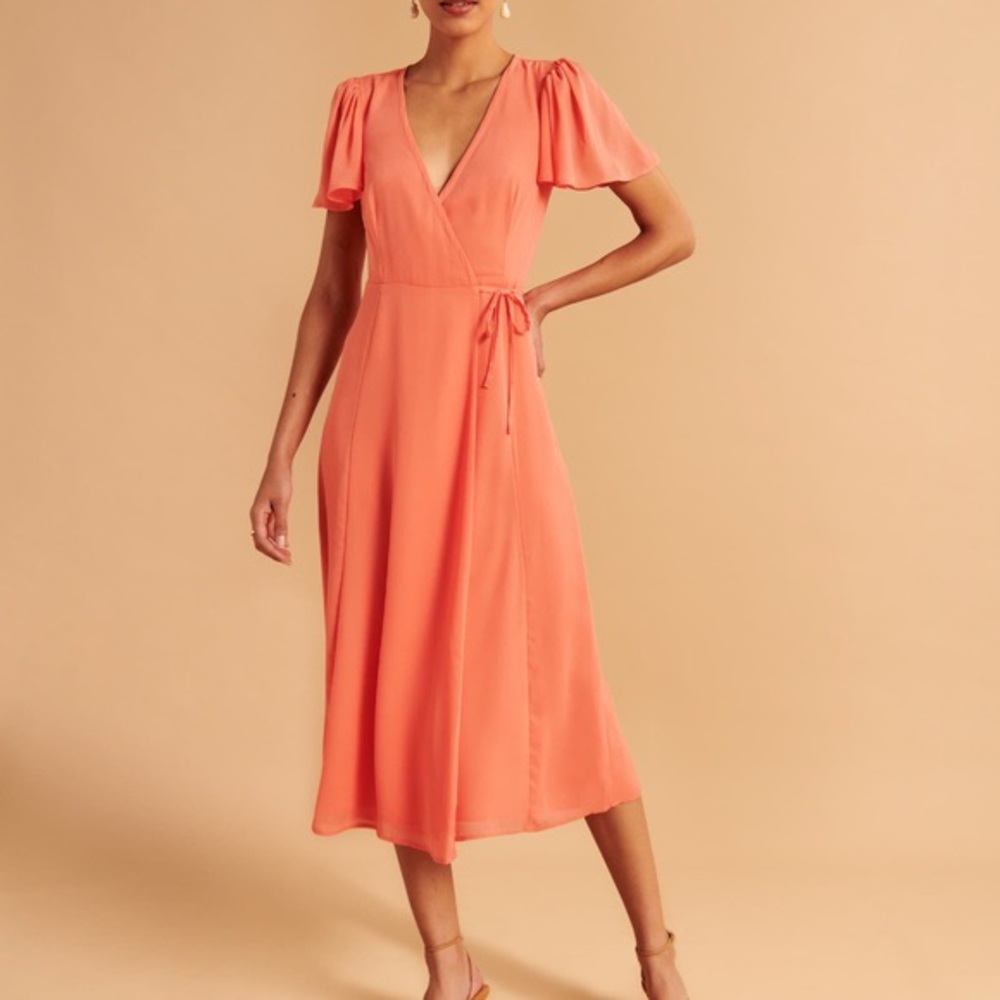 Abercrombie Midi Wrap Dress 🪸